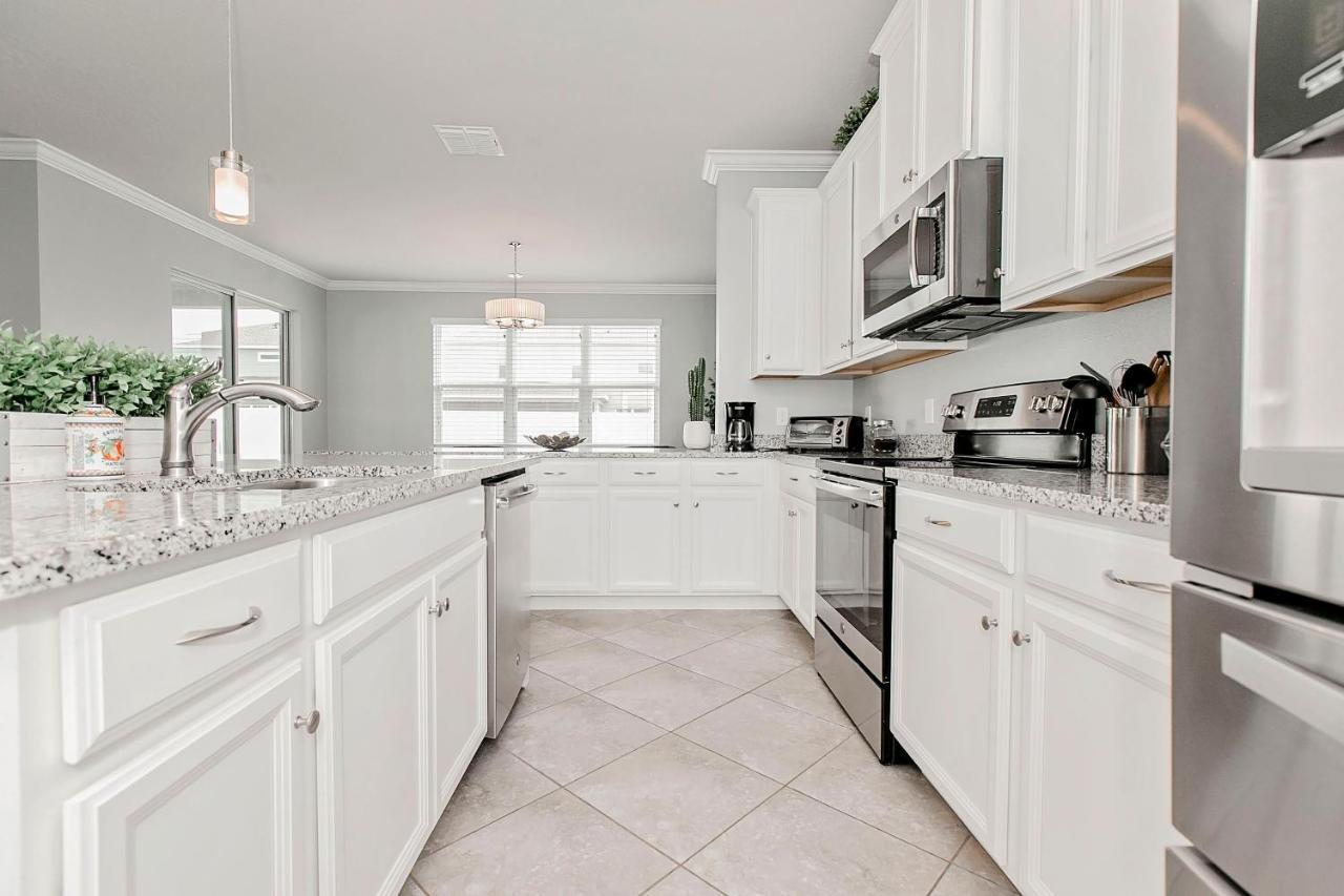 Spacious 4 Bed Home Near Orlando Gated Pool Access Sanford Eksteriør bilde