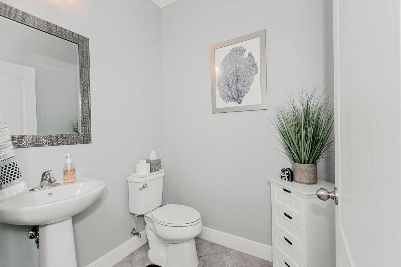 Spacious 4 Bed Home Near Orlando Gated Pool Access Sanford Eksteriør bilde